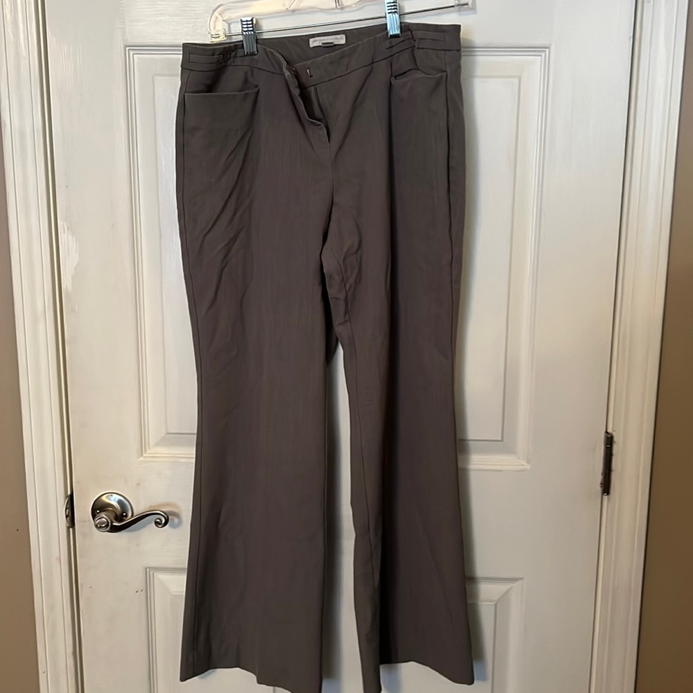 New York & Co dress pants in gray